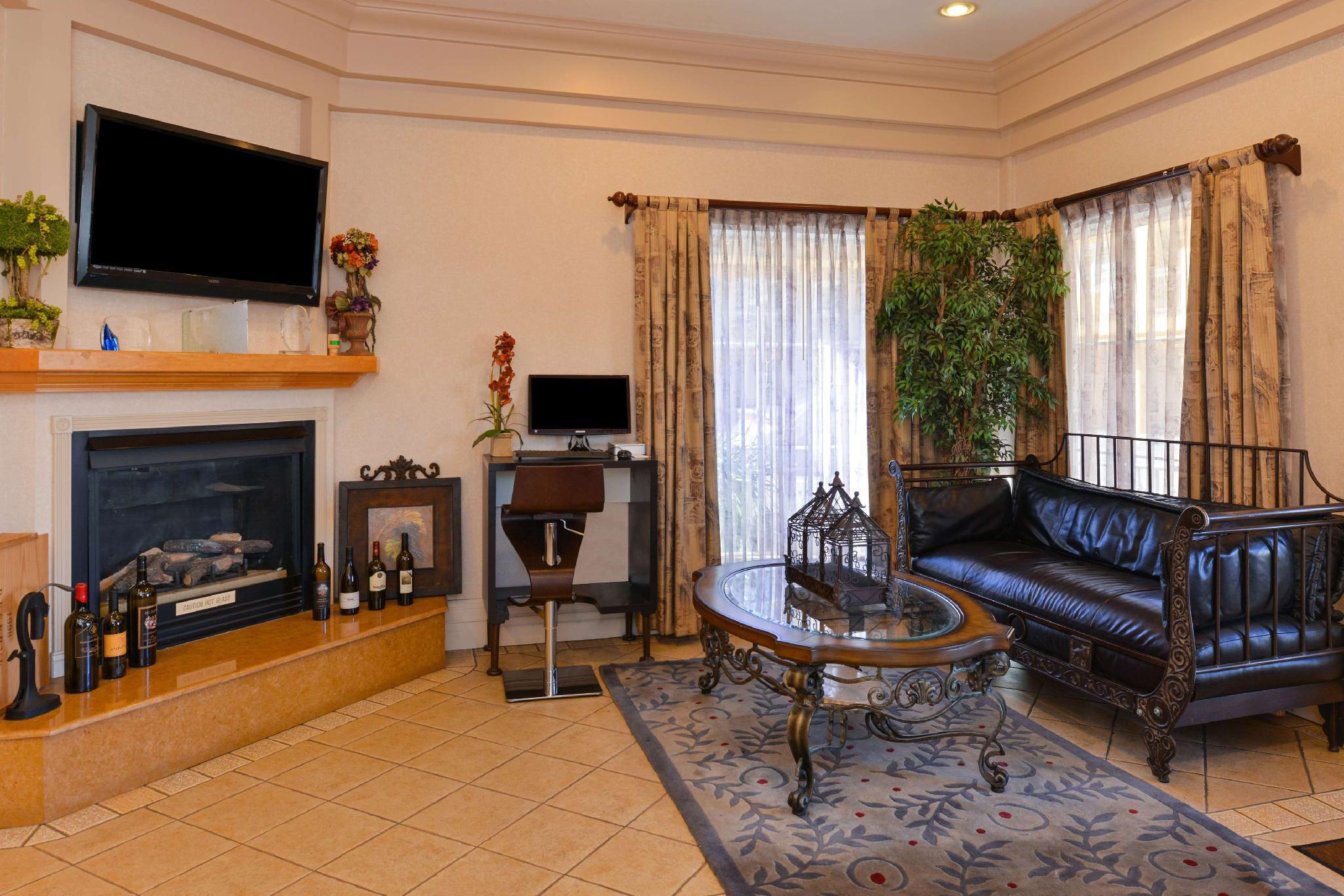 Napa Valley Hotel & Suites Extérieur photo